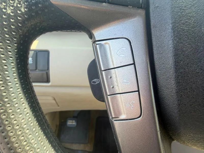 Used 2016 Honda Odyssey SE image 16