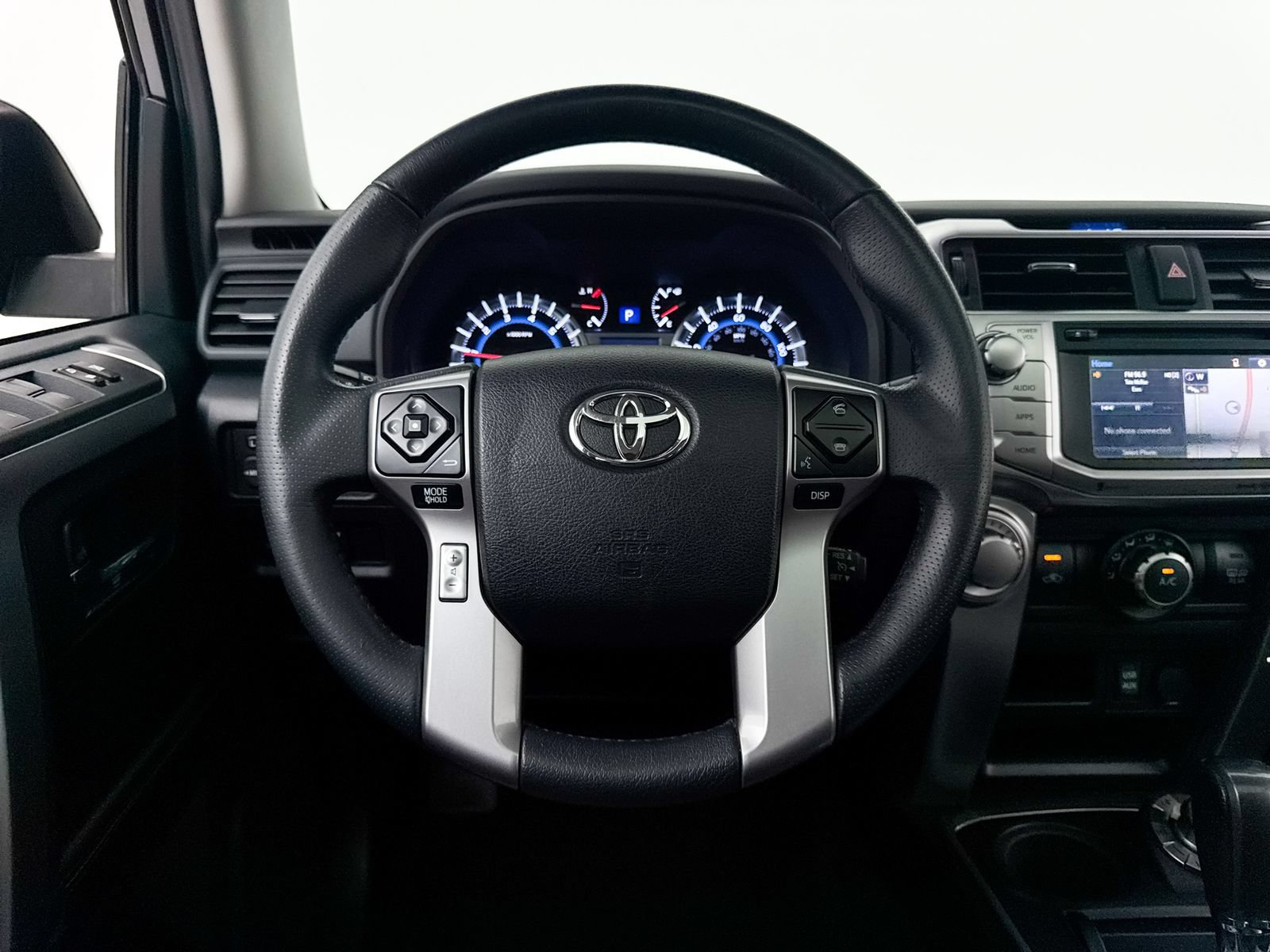 Used 2018 Toyota 4Runner SR5 Premium AWD/4WD image 4