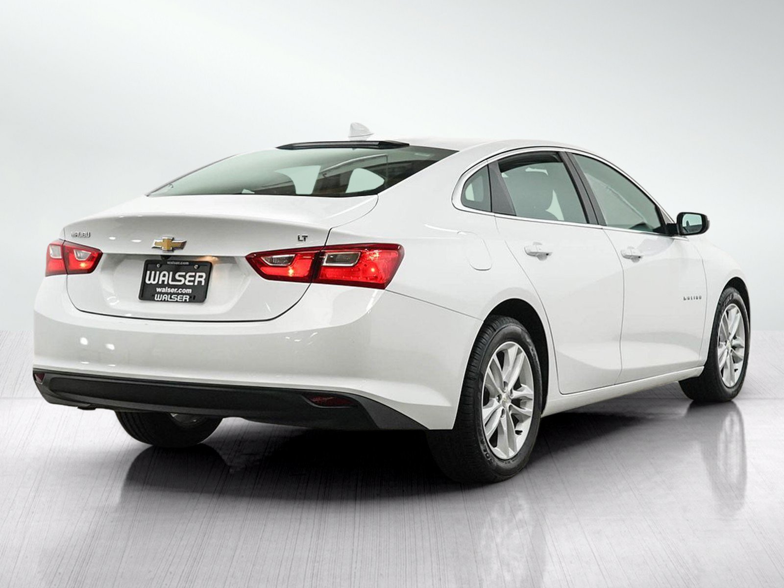 Used 2018 Chevrolet Malibu LT FWD image 5