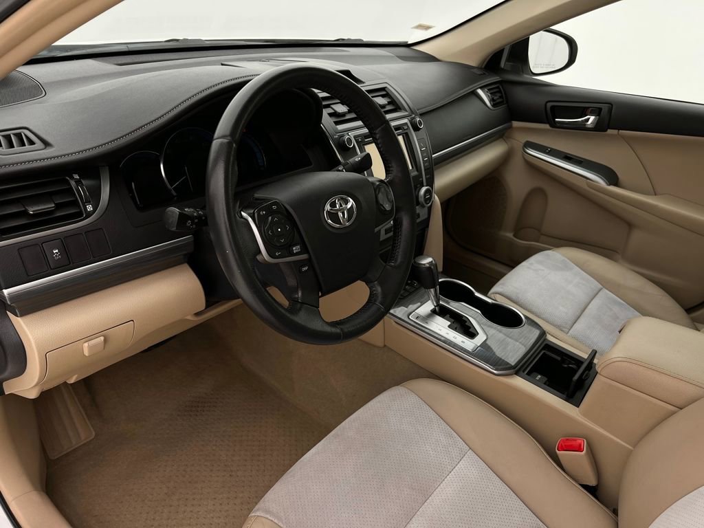 Used 2012 Toyota Camry XLE w/ Leather Pkg image 12