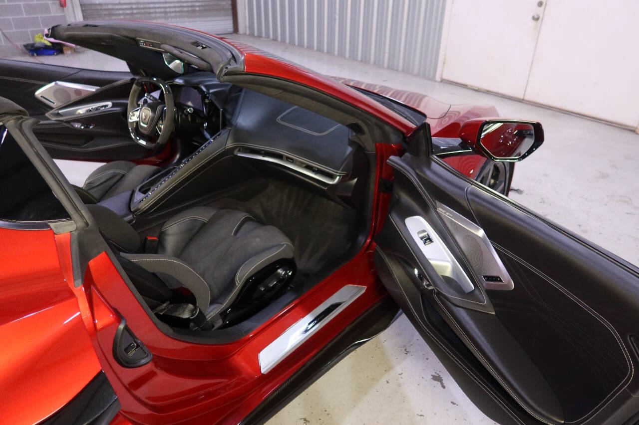 Used 2024 Chevrolet Corvette Z06 w/ Z07 Performance Package image 11