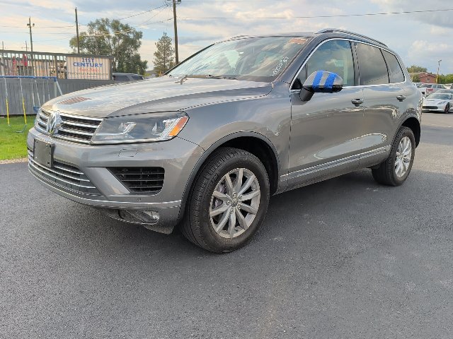Used 2016 Volkswagen Touareg Sport