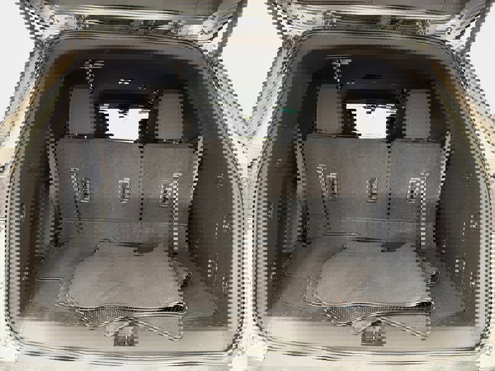 Used 2023 Chevrolet Traverse LT image 26