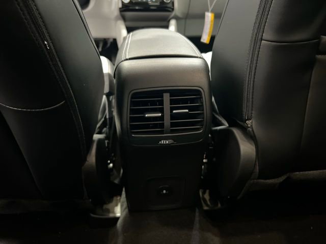 Used 2024 Ford Escape SE FWD image 13
