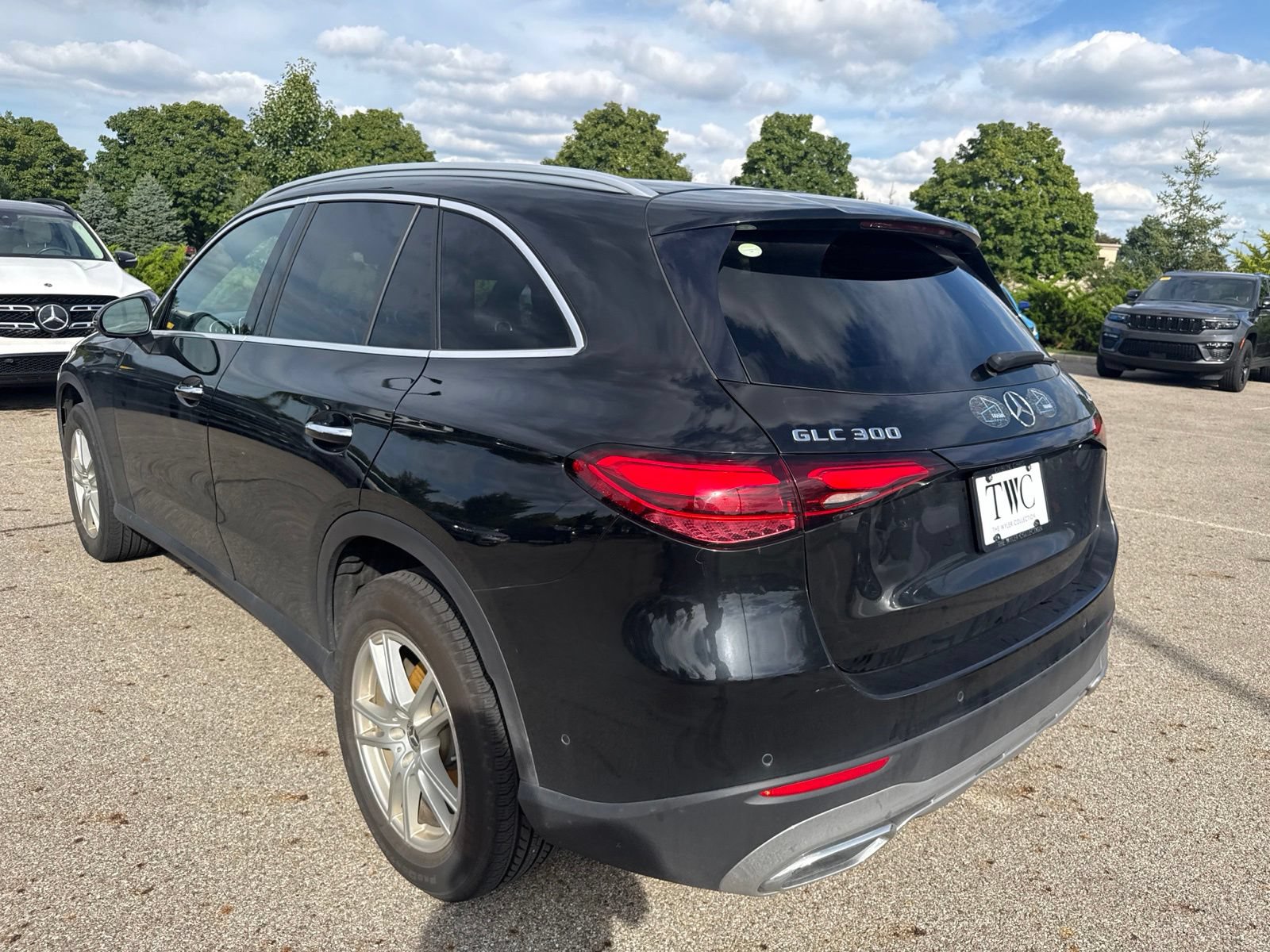 Used 2023 Mercedes-Benz GLC 300 4MATIC image 7