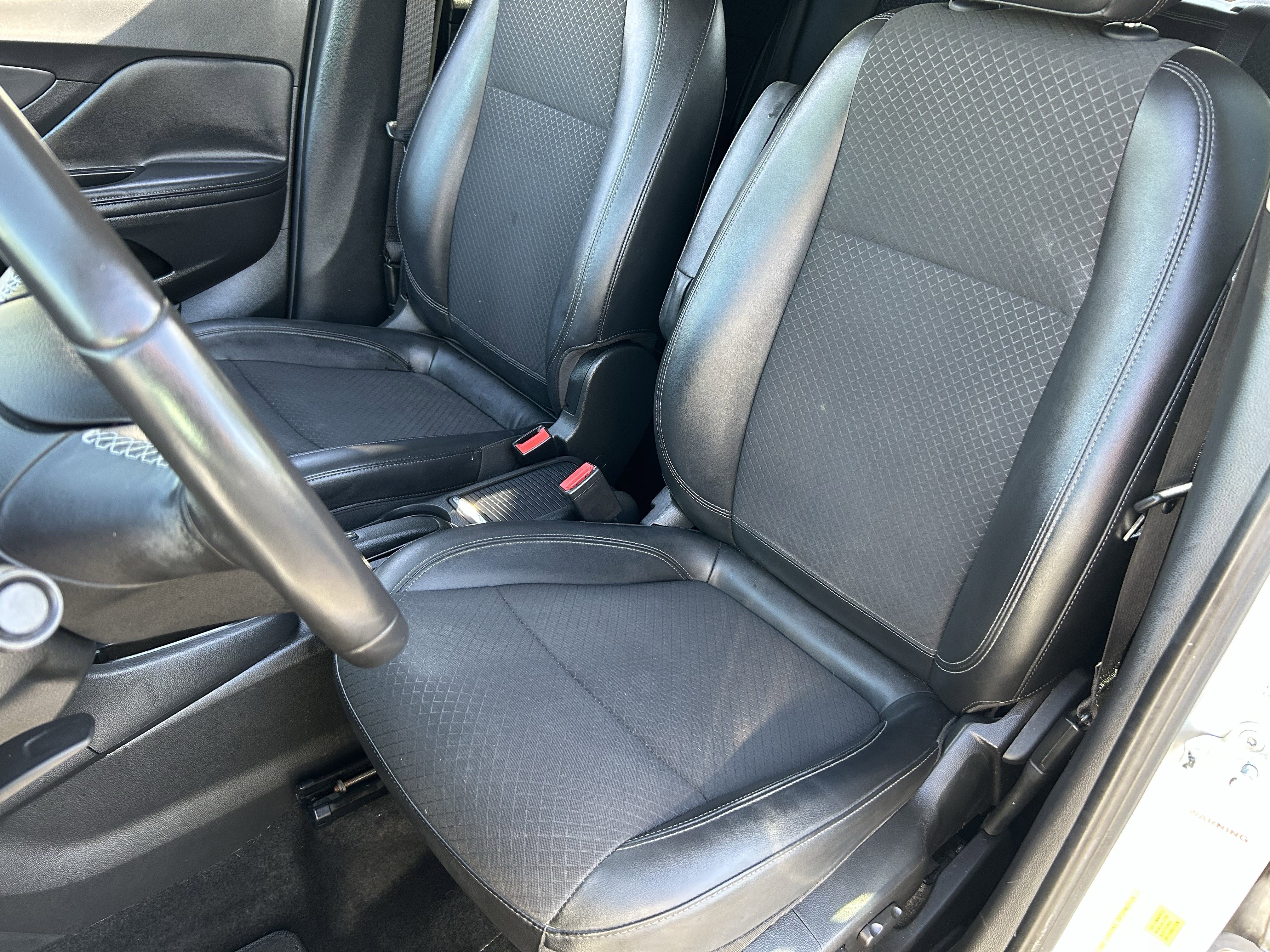 Used 2018 Buick Encore Preferred FWD image 18