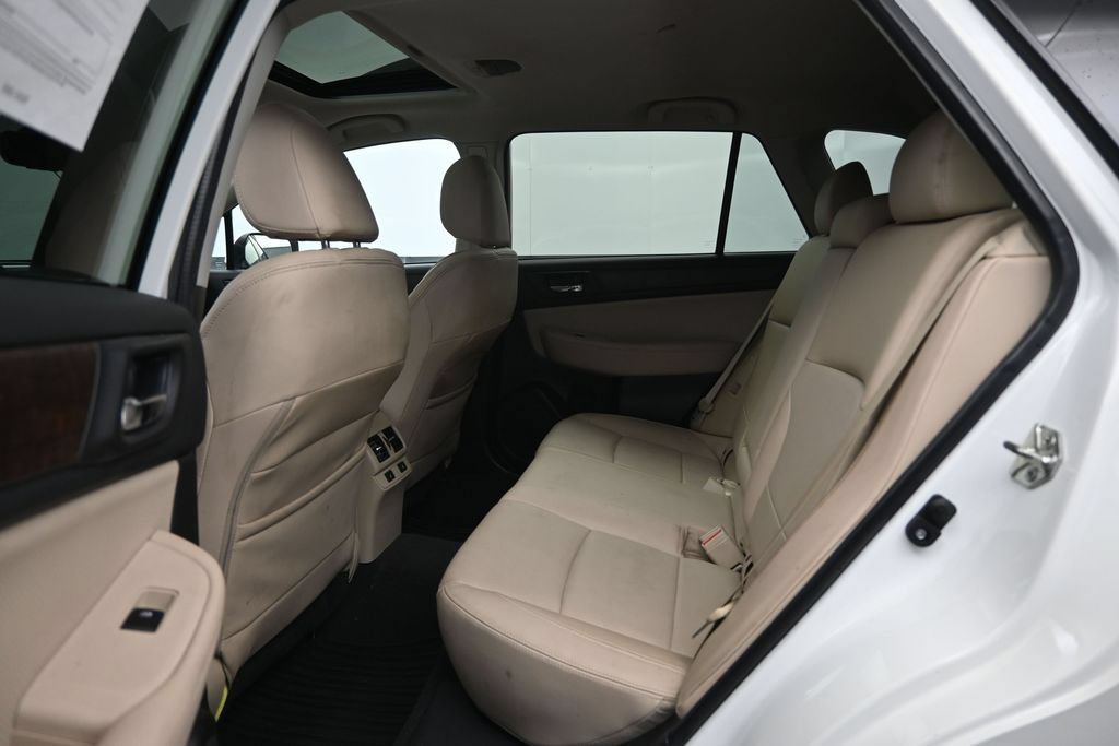 Used 2017 Subaru Outback 2.5i Limited AWD/4WD image 25