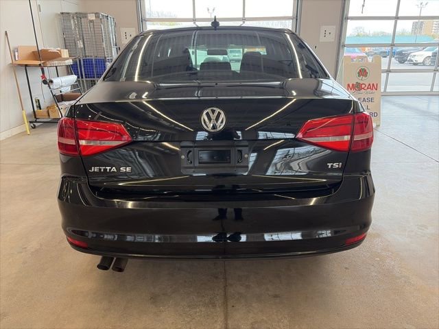 Used 2015 Volkswagen Jetta SE FWD image 5