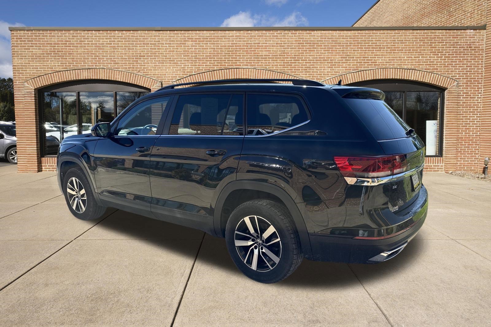 Used 2022 Volkswagen Atlas SE AWD/4WD image 9