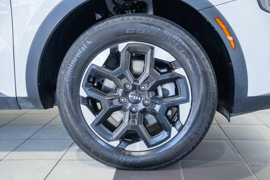 Used 2024 Kia Sorento S w/ Panoramic Sunroof Package AWD/4WD image 12