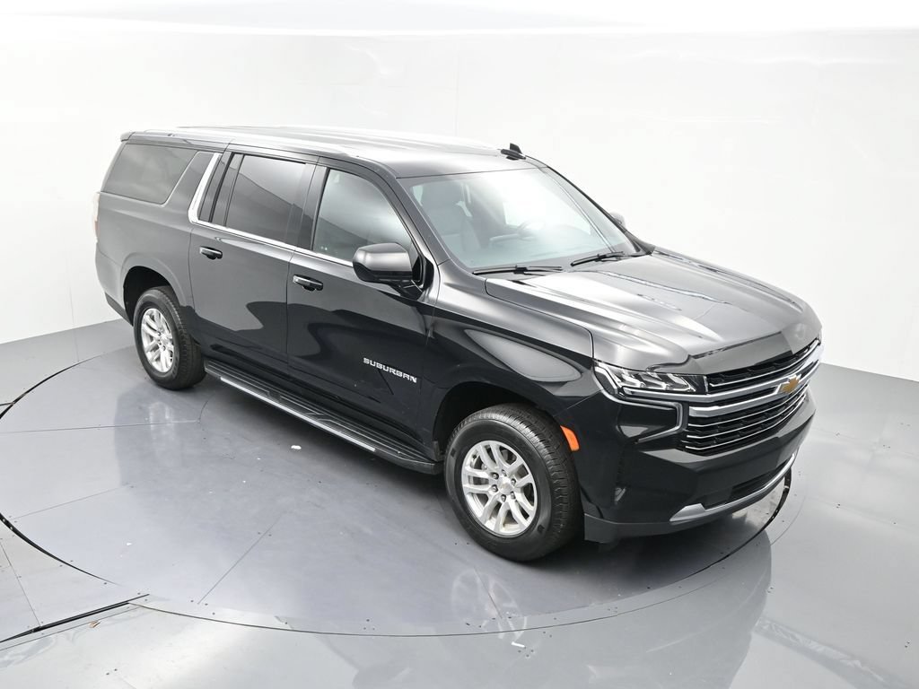 Used 2024 Chevrolet Suburban LT AWD/4WD image 19