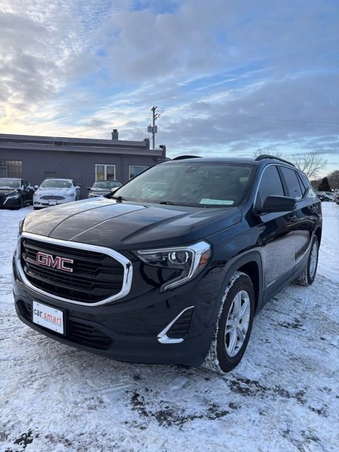 Used 2021 GMC Terrain SLE w/ Driver Convenience Package image 3