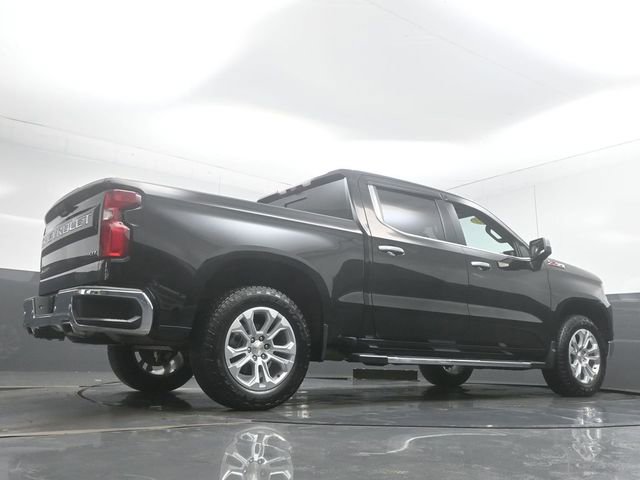 Used 2023 Chevrolet Silverado 1500 LTZ w/ LTZ Premium Package image 31