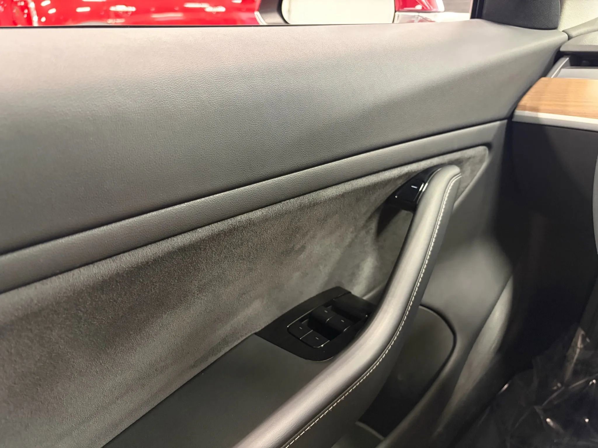 Used 2018 Tesla Model 3 Mid Range image 37