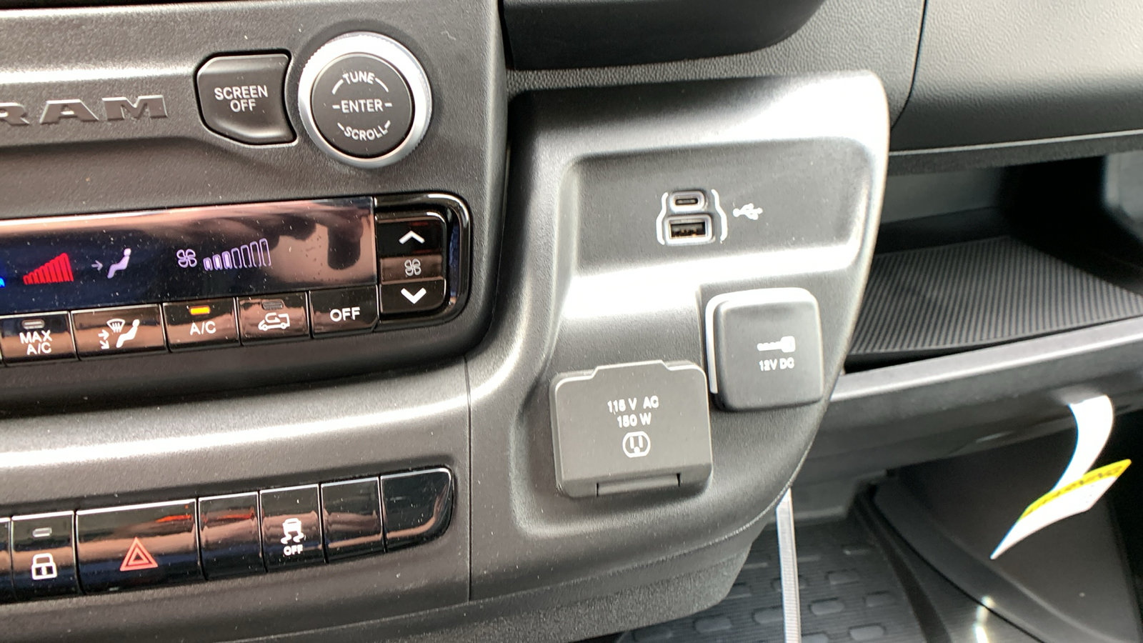 New 2026 RAM ProMaster 2500 w/ Convenience Group FWD image 18