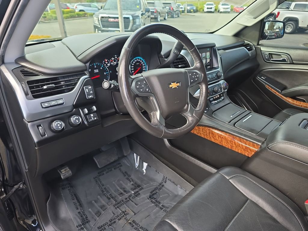 Certified 2018 Chevrolet Suburban Premier image 11