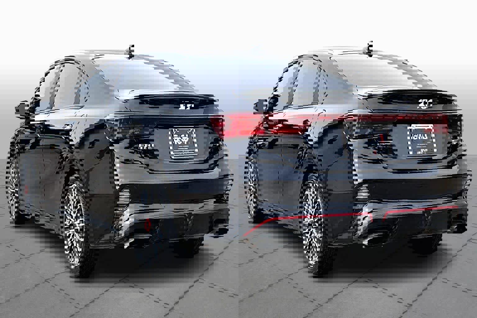 Used 2023 Kia Forte GT w/ GT2 Package image 12