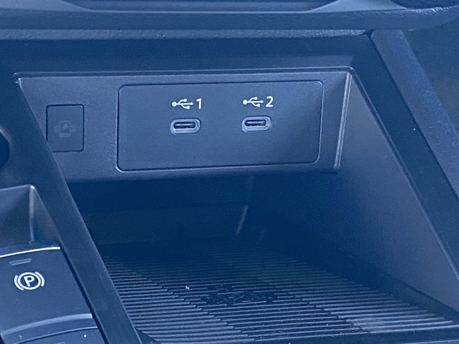 New 2026 Nissan Kicks SV FWD image 30