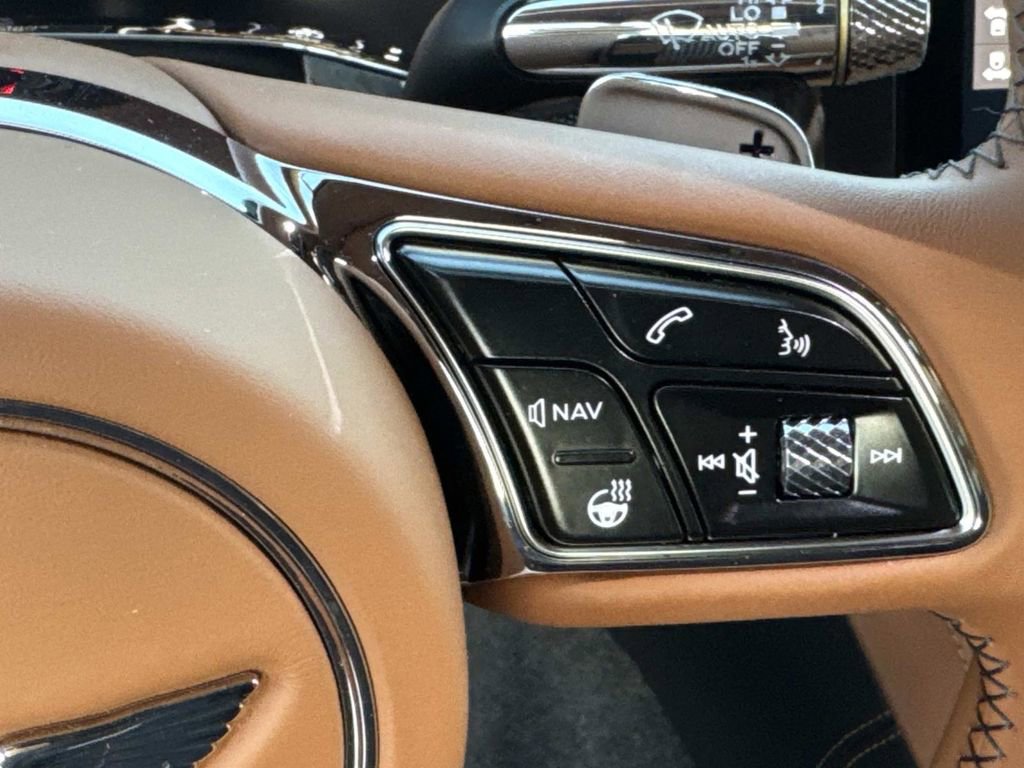 Used 2024 Bentley Continental GT image 24