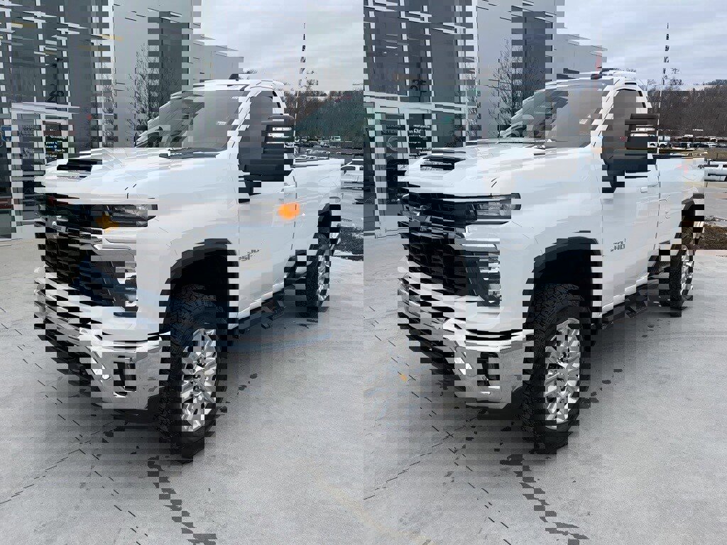 Used 2024 Chevrolet Silverado 2500 LT w/ Convenience Package image 1