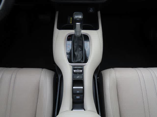 Certified 2024 Honda HR-V EX-L image 22