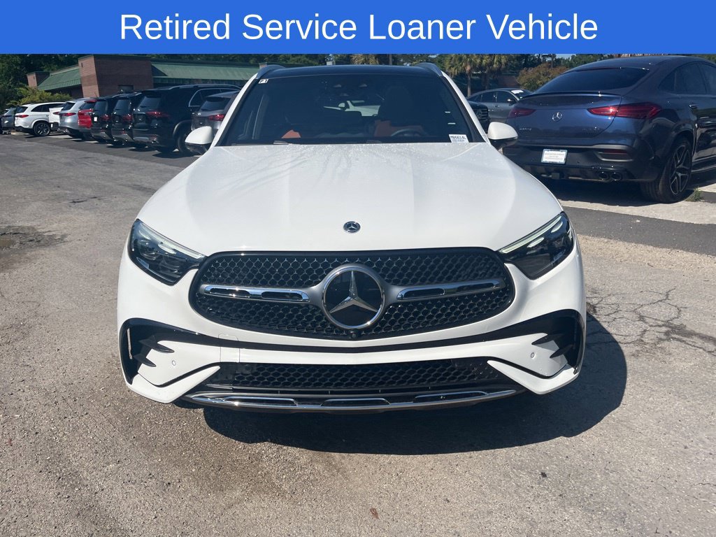 Used 2026 Mercedes-Benz GLC 300 4MATIC image 3
