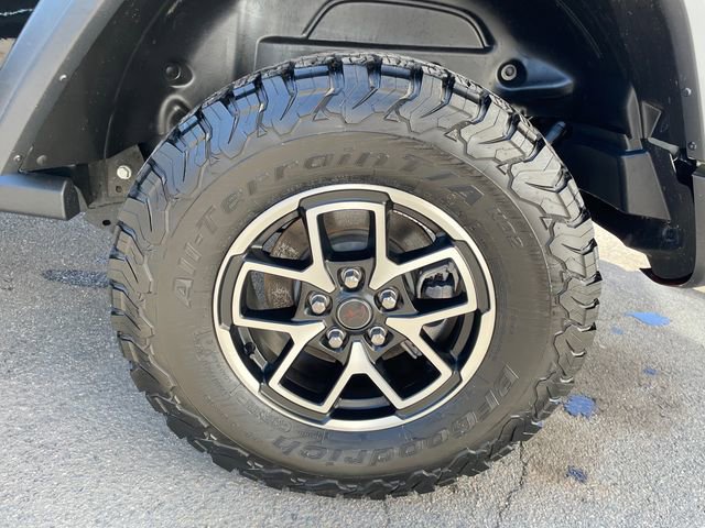 Used 2025 Jeep Wrangler Unlimited Rubicon w/ Steel Bumper Group image 15