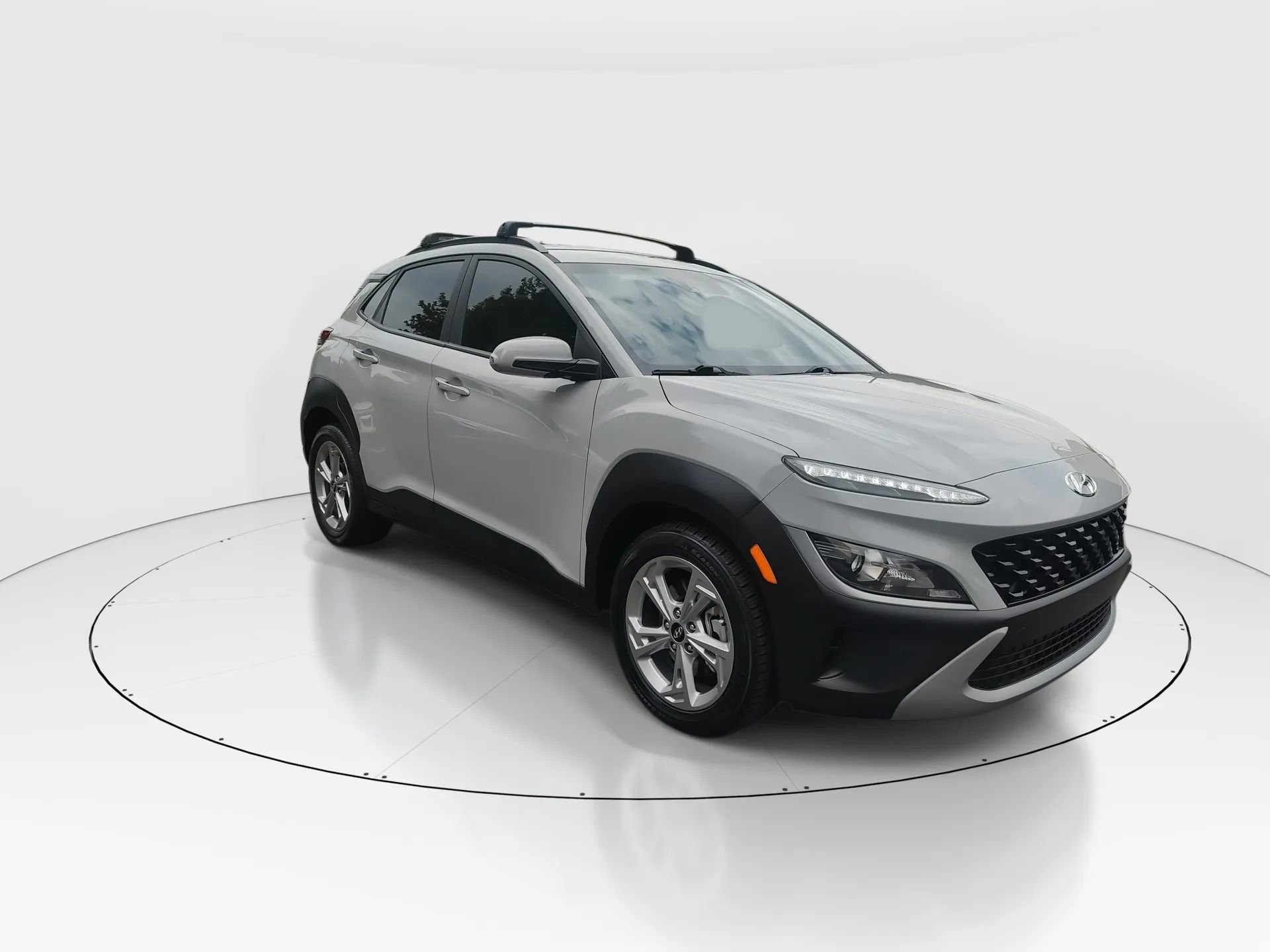 Used 2023 Hyundai Kona SEL image 2