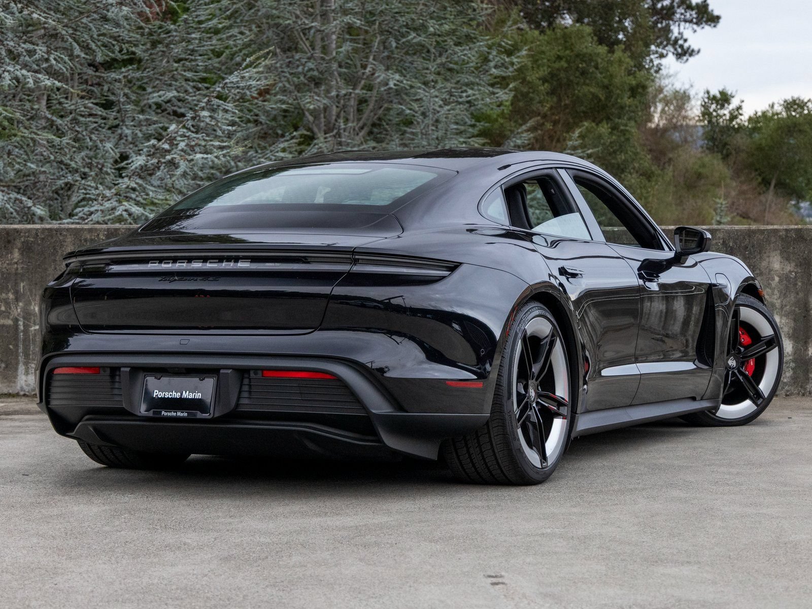 New 2025 Porsche Taycan 4S AWD/4WD image 11