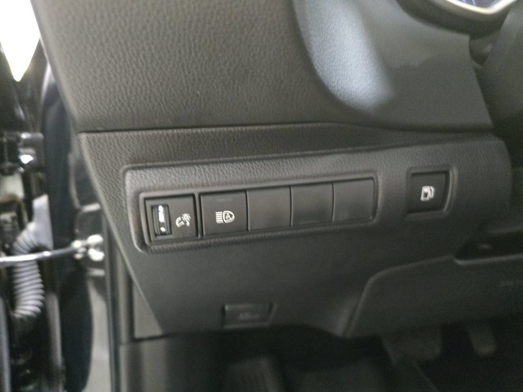 Certified 2023 Toyota Corolla XLE FWD image 29
