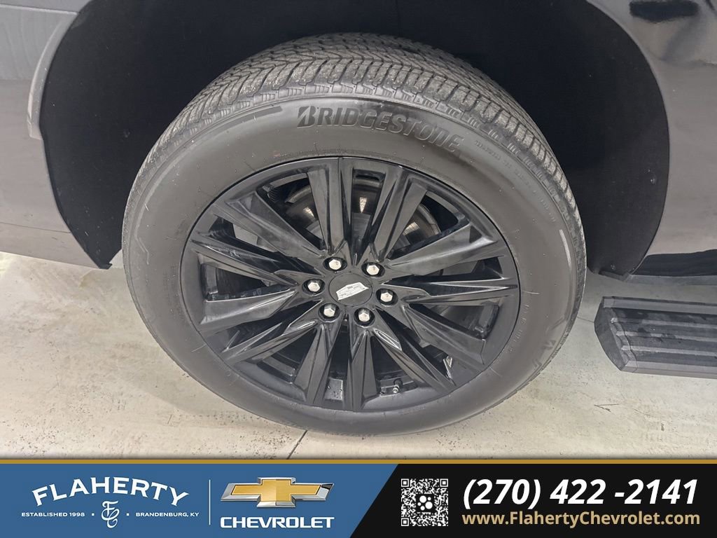 Used 2024 Cadillac Escalade ESV Sport w/ Touring Package image 16