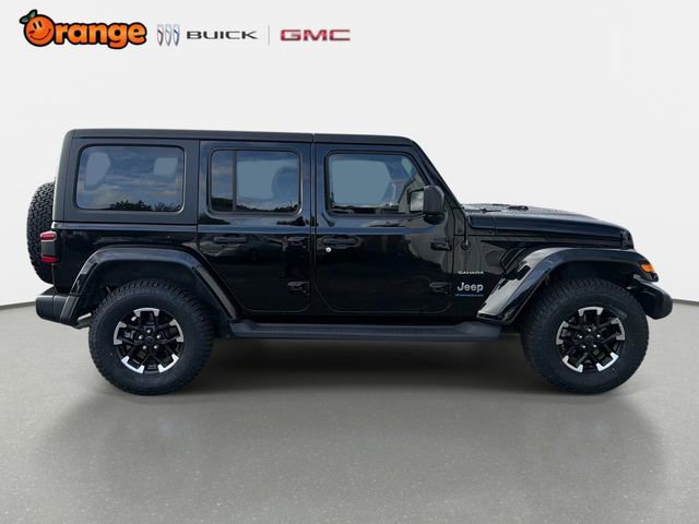Used 2023 Jeep Wrangler Unlimited Sahara AWD/4WD image 2