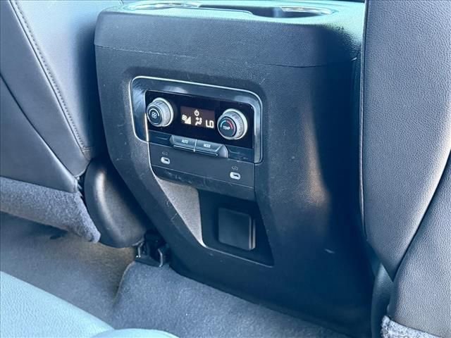 Used 2024 Chevrolet Tahoe LT RWD image 12