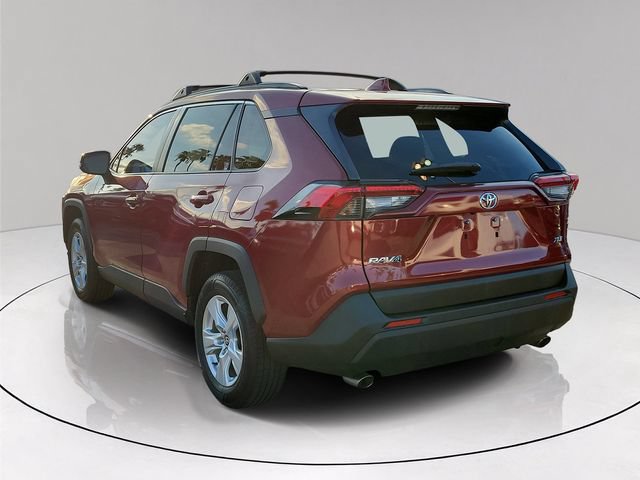 Used 2020 Toyota RAV4 XLE FWD image 5