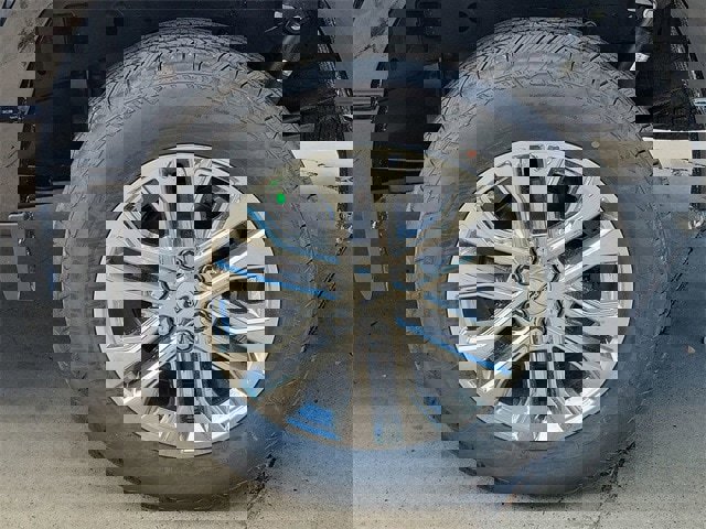 New 2025 Ford F150 Lariat w/ Equipment Group 501A Mid image 18