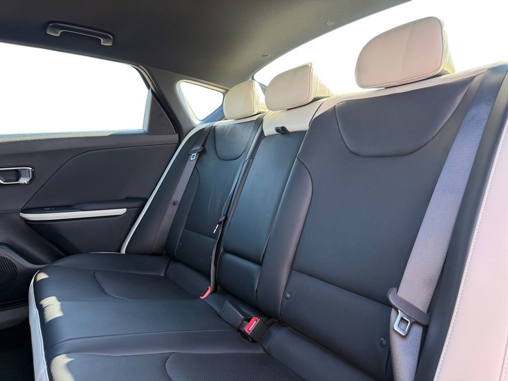 New 2026 Kia K4 GT-Line w/ GT-Line Sunroof Package image 14