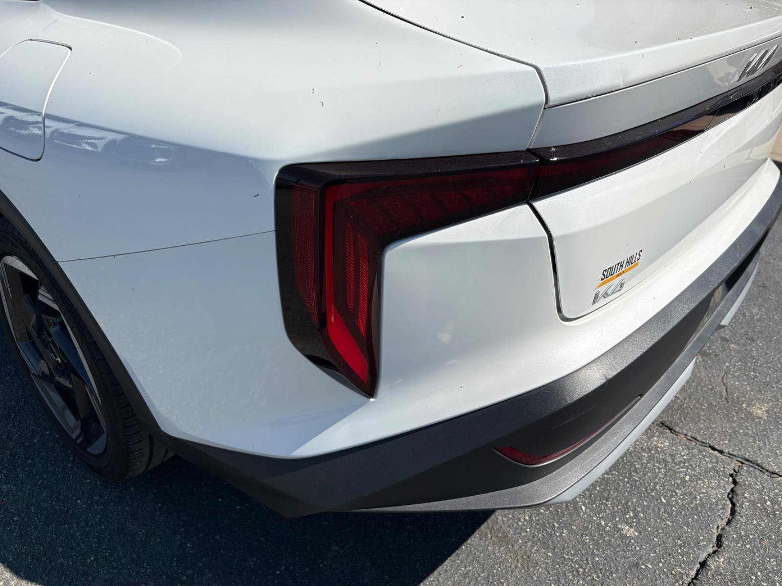 Used 2025 Kia K4 EX image 10