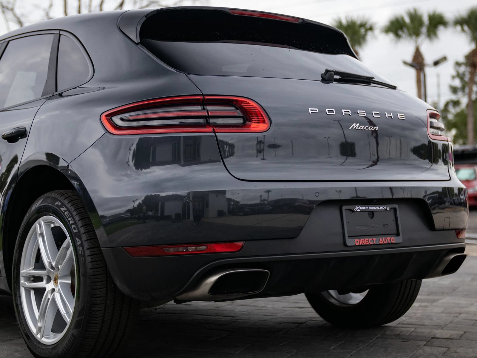 Used 2018 Porsche Macan Sport Edition AWD/4WD image 10