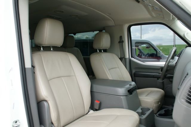 Used 2019 Nissan NV 3500 SL RWD image 25