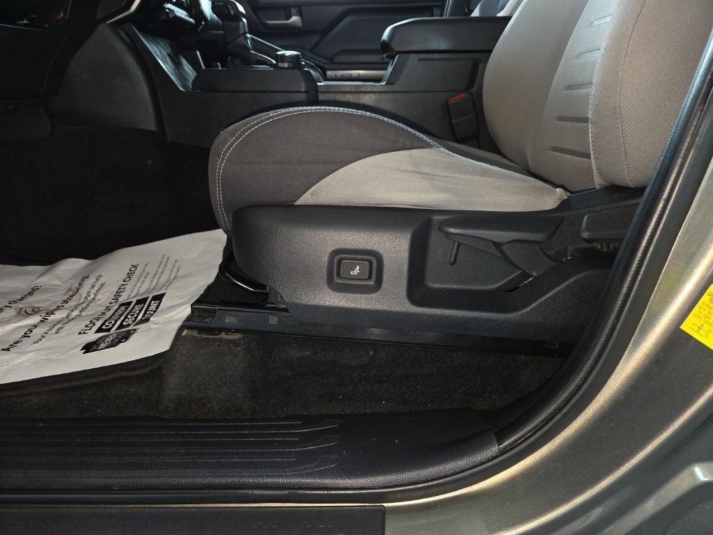 Used 2024 Toyota Tacoma TRD Sport image 10