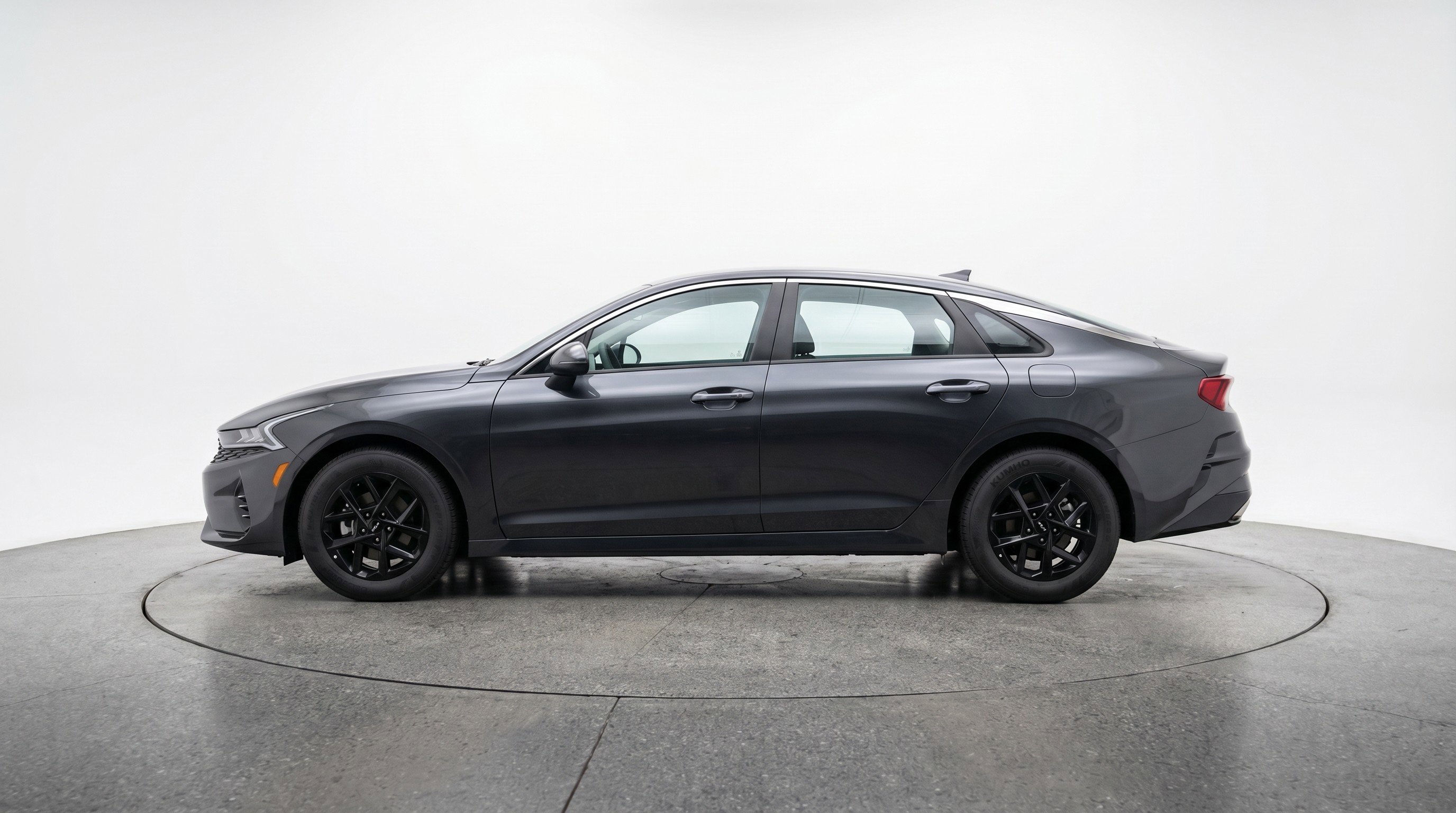 Used 2025 Kia K5 LXS image 5