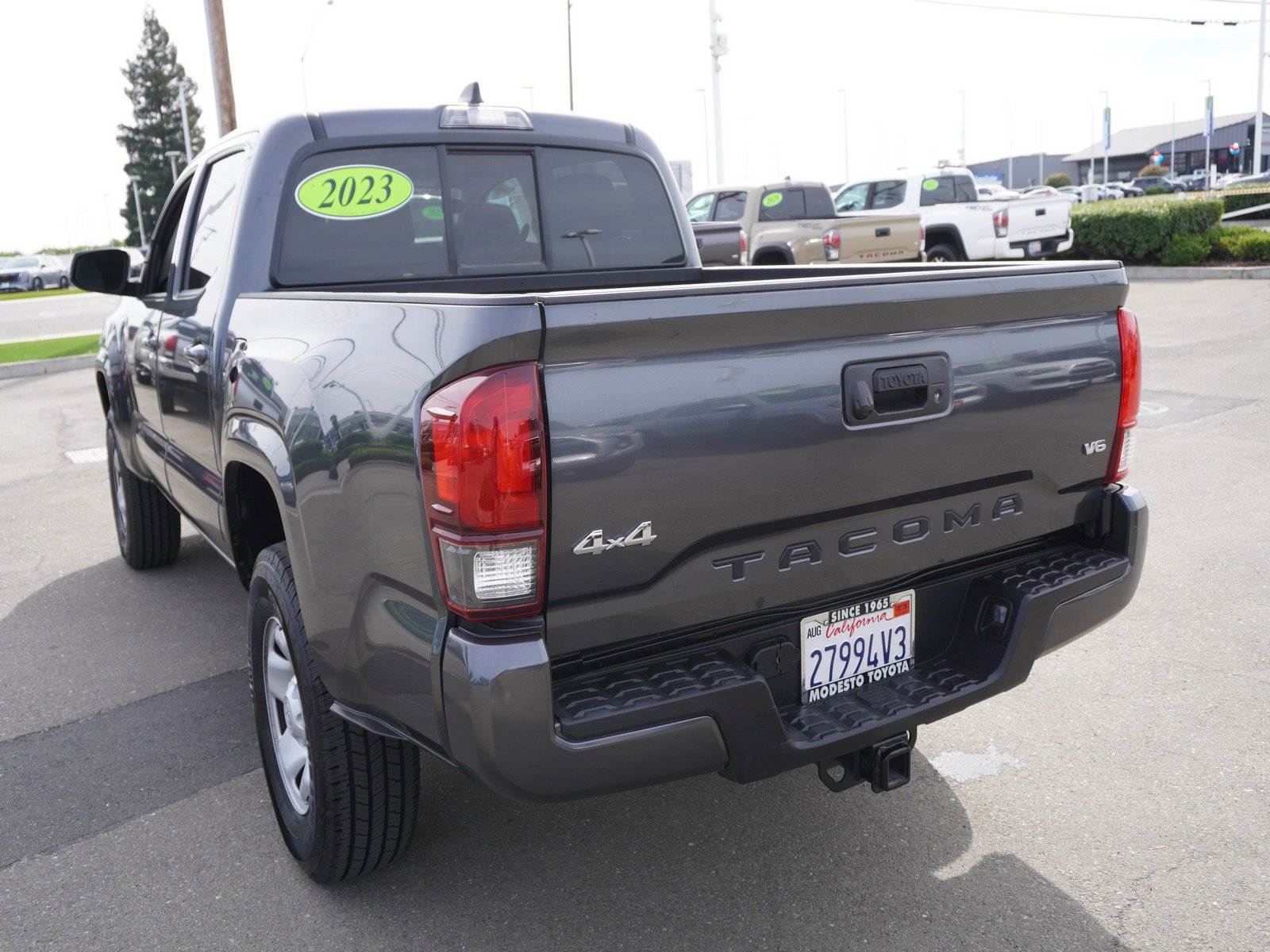 Used 2023 Toyota Tacoma SR AWD/4WD image 9