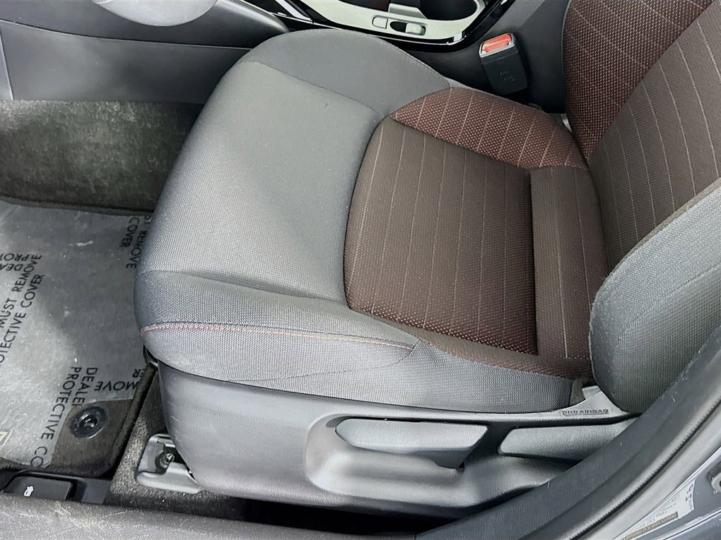 Used 2025 Toyota Corolla SE image 24