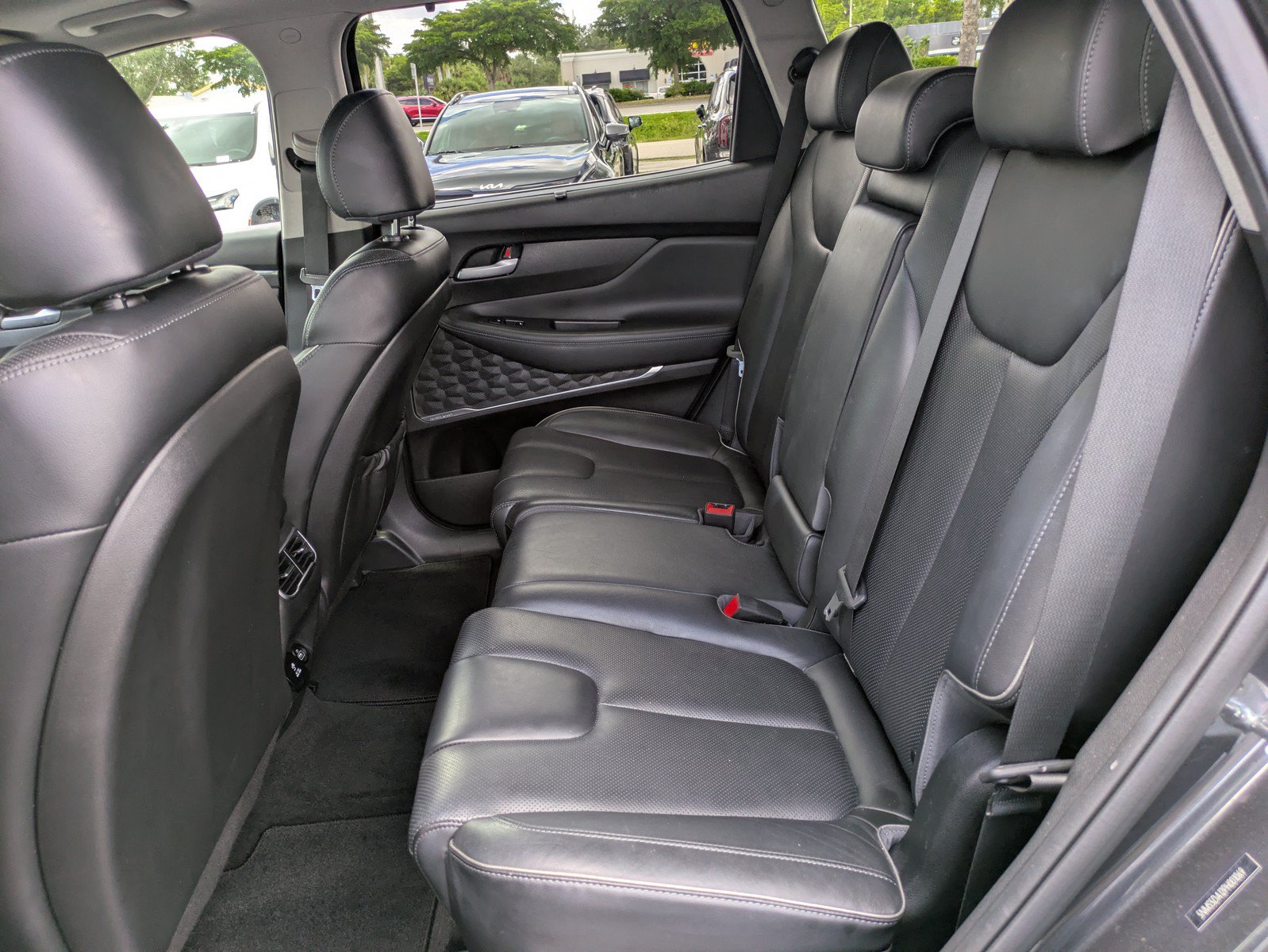 Used 2023 Hyundai Santa Fe Limited w/ Cargo Package AWD/4WD image 12
