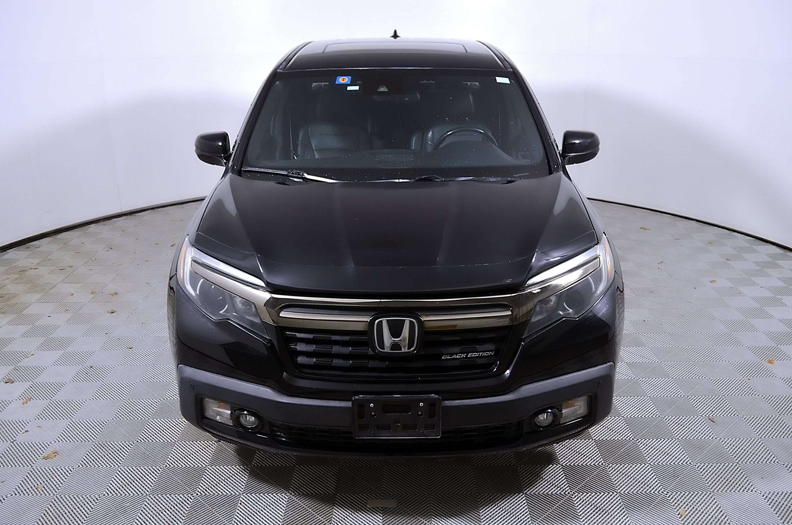 Used 2017 Honda Ridgeline Black Edition image 4