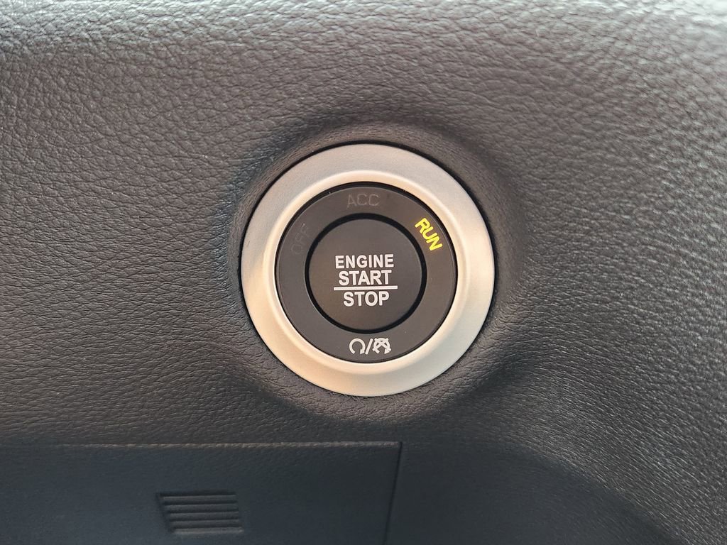 New 2026 Chrysler Pacifica Select image 28