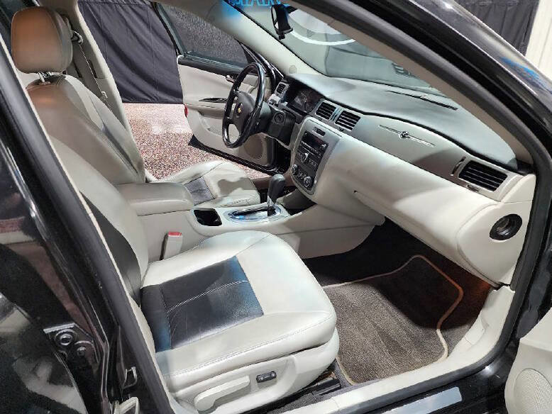 Used 2008 Chevrolet Impala LT FWD image 12