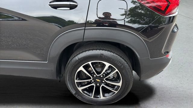 Used 2025 Chevrolet TrailBlazer LT AWD/4WD image 33