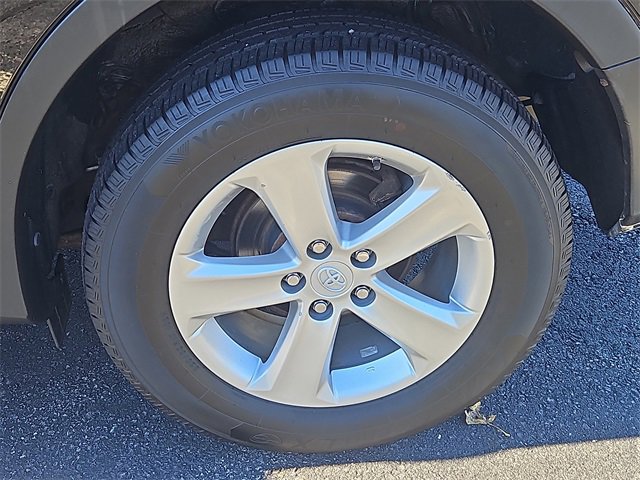 Used 2014 Toyota RAV4 XLE image 8