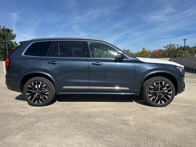 New 2026 Volvo XC90 T8 Plus image 8